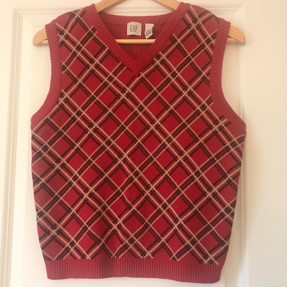 gap sweater vest